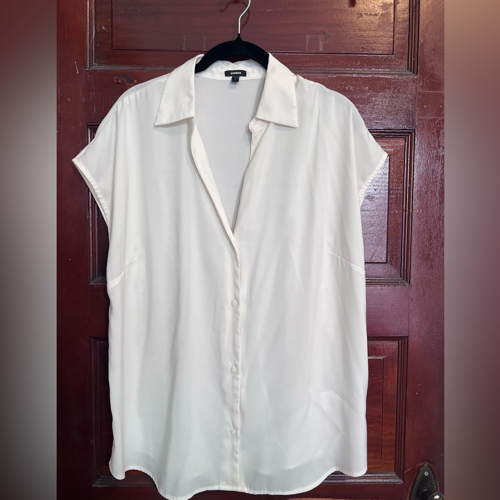 Express Off-White Cap Sleeve Button-Front Blouse